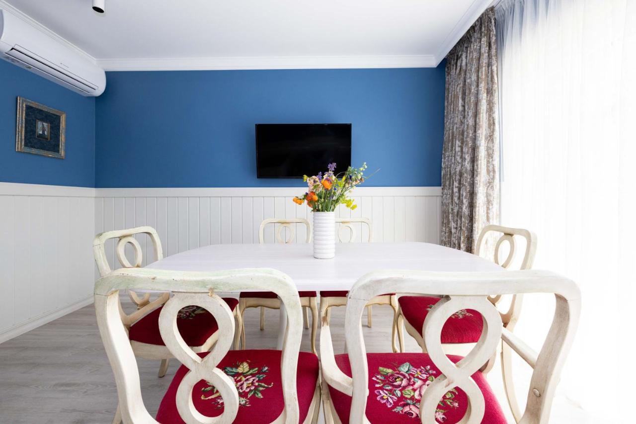 Apartment Summer Breeze House, By Cohost