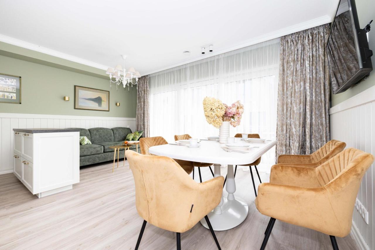 Summer Breeze House, By Cohost * Palanga