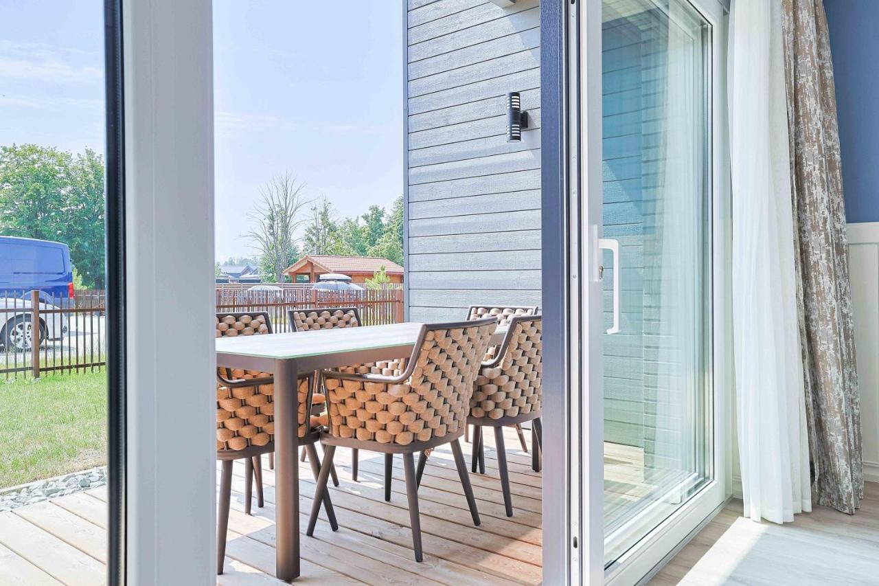Apartment Summer Breeze House, By Cohost